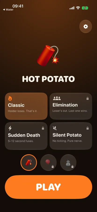 The Hot Potato game lobby with four game modes and the large Play button